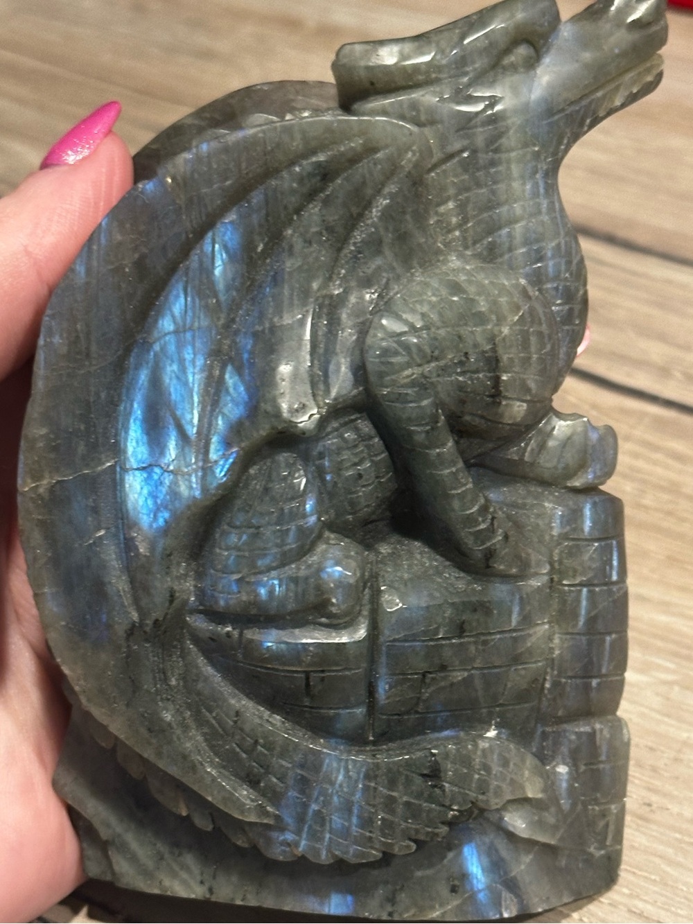 Labradorite Dragon Carving on Castle Tower – Blue Flash – Hand Carved Crystal - Picture 2 of 7